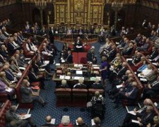 Лорди зобов’язали Мей узгодити Brexit з парламентом