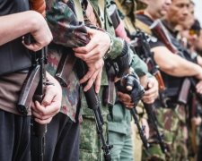 Бойовики "ЛНР" погрожували розправою школярам і вчителям