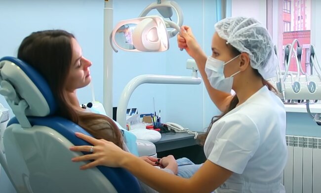 Прием у стоматолога. Фото: скрин youtube