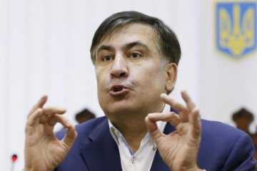 Тягне як магнітом: депортований Саакашвілі рветься в Україну
