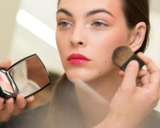 Складно впізнати!
Такими зірок дорослих фільмів ще не бачили