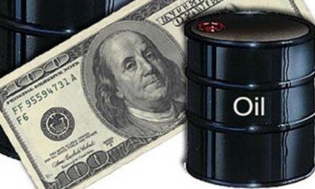 Нефть подешевела на три доллара