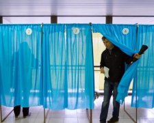 Досрочные выборы в Украине: когда состоятся и кому выгодны