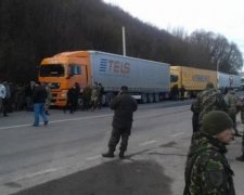 Російські фури знову блокують на кордоні