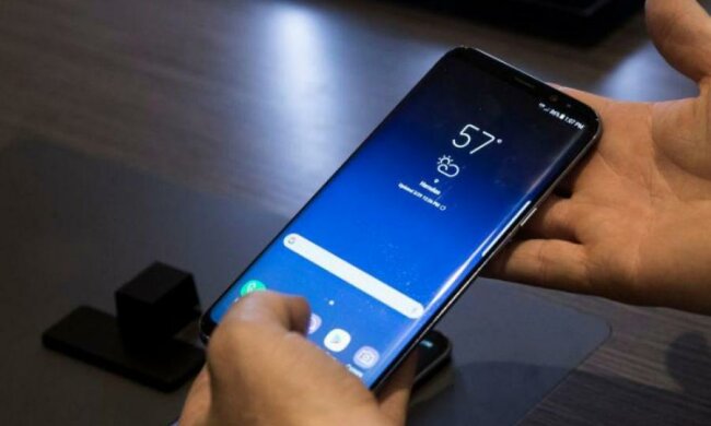 Міцніший за побратимів: Galaxy S9 випробували краш-тестом