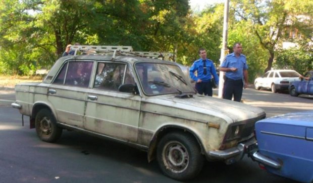 Студенты похитили у киевлянина старенькие "Жигули"