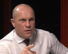 Кива опублікував фото з оголеною білявкою