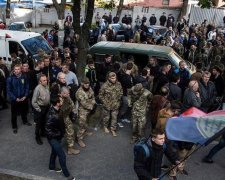 Патріоти взяли в облогу будівлю Нацполіції в Дніпрі: фото