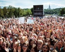 Скандальний "запроданець" представив нове дітище у Москві