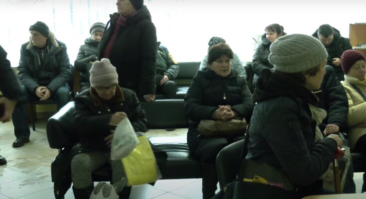 Оформлення соцвиплат. Фото: скрін youtube