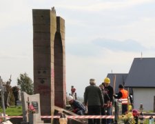 Польські націоналісти знищили пам'ятник УПА