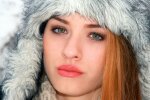 девушка в шапке, фото: pxhere