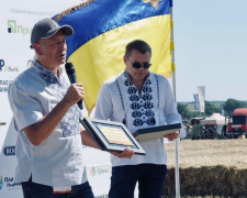 "Битва агротитанів-2025": аграрії не лише годують країну, а й допомагають ЗСУ