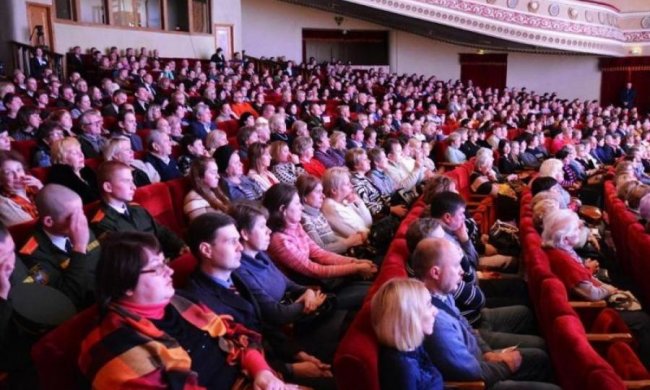 Продажний російський гурт знайшов "зону доступу" в Донецьку: відео