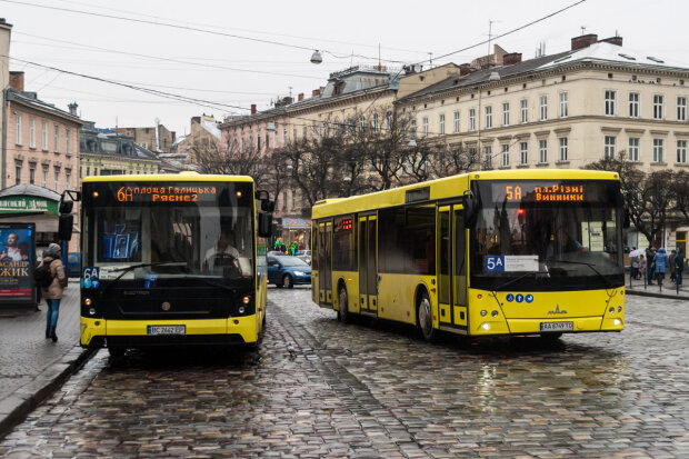 Львів'яни повстали проти "совка" у транспорті: "Відстали від Європи на десятиліття"
