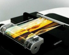 Samsung показали безсмертний смартфон