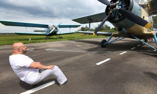 Знай наших: украинский силач попал в Книгу рекордов Гиннеса