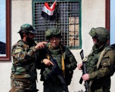Дві українські авіакомпанії "попалилися" на транспортуваннi російських найманців