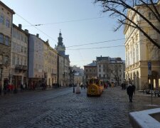 Один на один с мегаполисом: из убежища во Львове пропали двое детей, приметы и фото