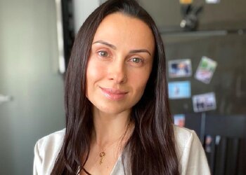 DJ NANA, instagram.com/anastasia_domination/