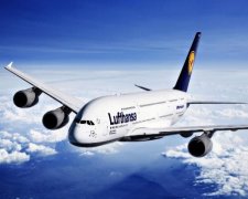 Lufthansa скорочує рейси до Росії