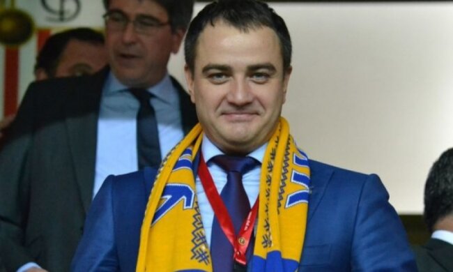 Президент ФФУ поздравил украинских болельщиков с Пасхой