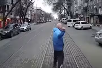 Тренер з карате, скріншот: YouTube