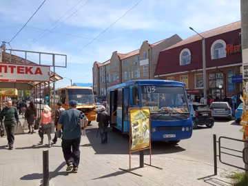 "Ніхто не заступився": у Києві побили жінку просто в маршрутці
