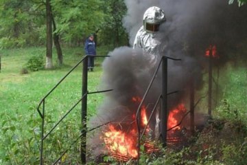 Горящую полосу препятствий прошли франковские пожарные (фото)
