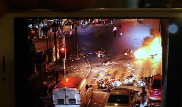 От мощного взрыва в Бангкоке погибло 12 человек (фото)