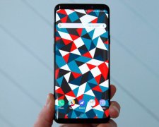 Отвратительная подделка: живые фото Samsung Galaxy S10 шокировали сеть