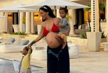 Rihanna, фото из соцсетей певицы