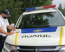 У Карпатах туристи з дітьми нарвалися на п'яного неадеквата з пістолетом - "Всіх повбиваю!"