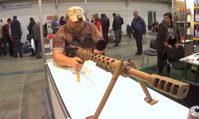 Зроблено в Україні: харківські зброярі презентували нову гвинтівку
