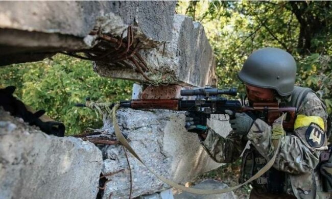 Українські військові під Пісками відкрили полювання на супер-снайпера сепаратистів