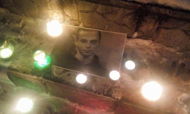 Активісти йдуть на штурм прокуратури через смерть Макара Колеснікова