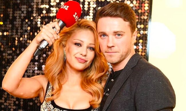 Дан Балан или Саша Попов? Тина Кароль заинтриговала романом: "Счастливый конец"