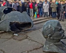 Декомунізація в Україні пройшла успішно, але є одне "але"