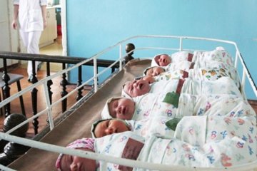 Пообіцяли Путіну: росіян змусять посилено народжувати дітей