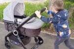 Маму-одиночку лишили выплат, женщина в отчаянии не выдержала - нечем кормить детей: "Забрали несчастные копейки"