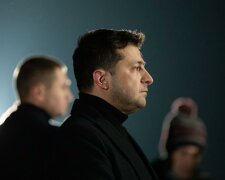 Главное за ночь: человек Януковича во главе ГБР, военное положение и тонны игрушек от Зеленского