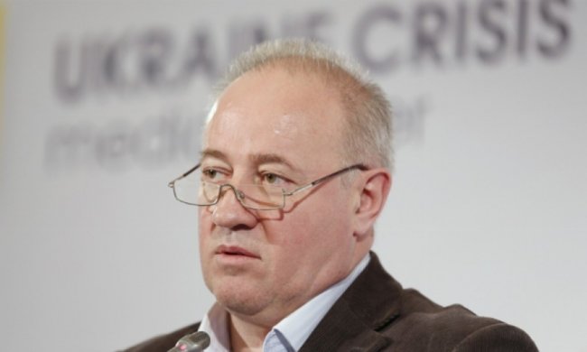 Українцям платитимуть за здачу нелегальної зброї — Чумак