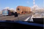 На вулиці Хмельницького вивели військову техніку, очевидці в шоці: "Я боюся..."