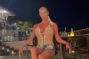 Анастасия Волочкова набросилась на организаторов Олимпиады из-за скандала с фигуристками: "Эти конченные..."