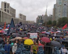 "Позор!": на митинге в Москве освистали путинского пропагандиста, у россиян лопнуло терпение