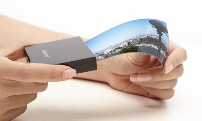 Samsung анонсувала гнучкий смартфон-книгу