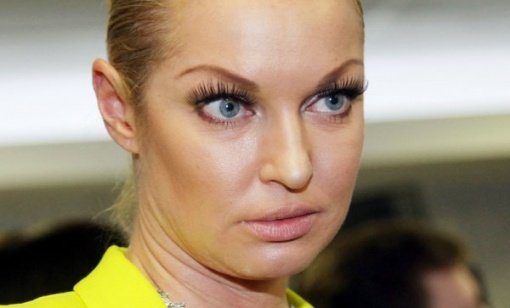 Волочкова шокувала недоглянутими нігтями: фільм жахів, ноги-ласти