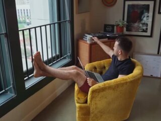 Дистанційна робота, фото: скріншот з відео