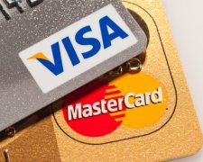 Банки відключать від Visa і MasterCard: чого чекати клієнтам