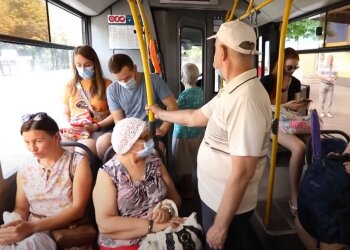 Громадський транспорт, скріншот з відео